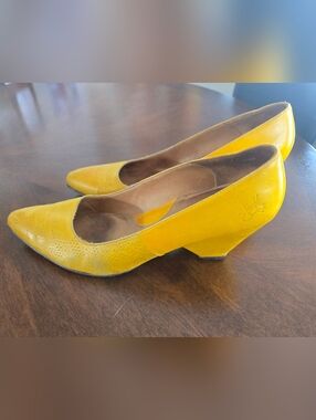 John Fluevog Purpose Ambition Leather Pumps